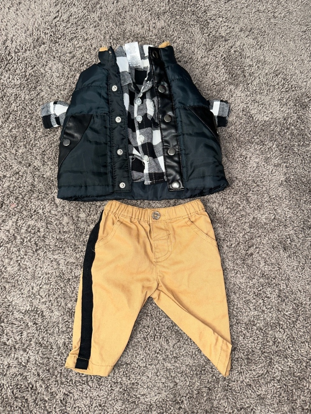 Kids Black & Tan Matching Set - Vest, Plaid Shirt & Pants